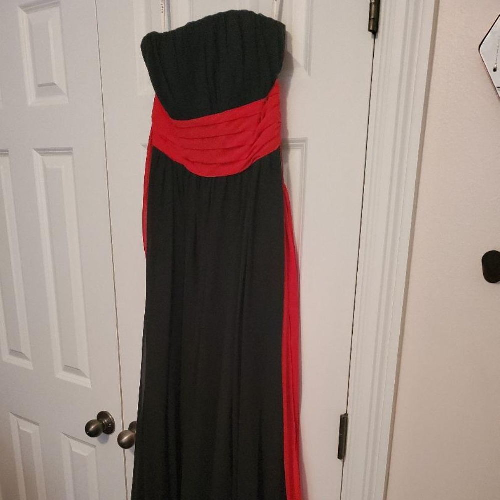 Bari Jay SZ 8 Bridesmaid Dress Worn once- like new